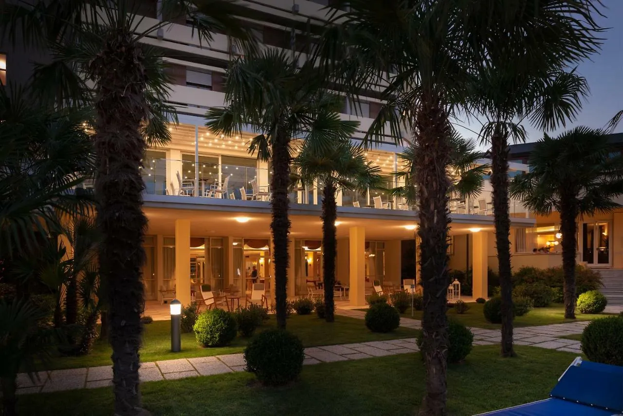 Hotel Savoia Thermae & Spa (Adults Only) Abano Terme 4*,  Italia